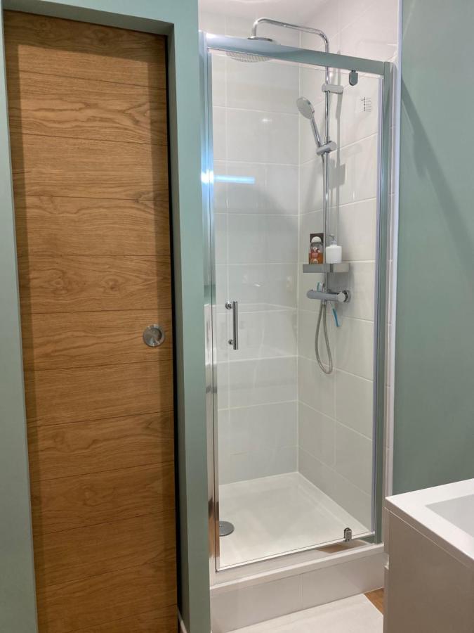 Fantastic Ground Floor Apartment Opposite Thermes Bagnères-de-Luchon Buitenkant foto
